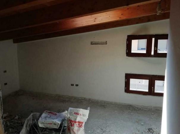 immobile CASA ALL'ASTA DA ULTIMARE CON GARAGE IN VIA ORIANA FALLACI, COLOGNO AL SERIO (BG) - 1