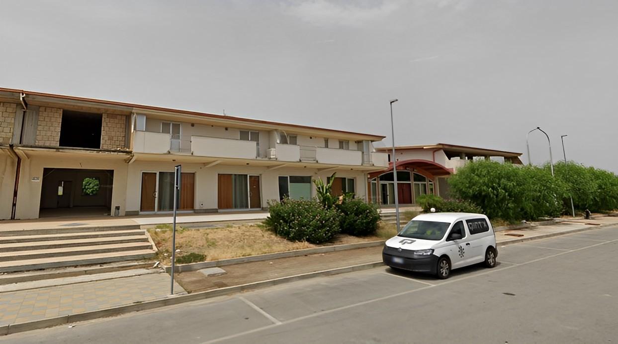 immobile LOCALE COMMERCIALE ALL'ASTA IN VIA NAZIONALE, SAN SOSTENE (CZ) - 1