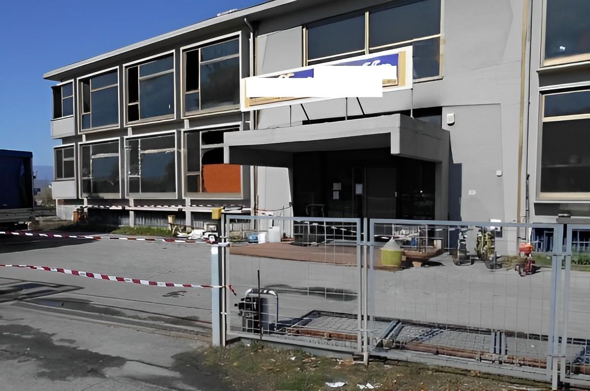 immobile LABORATORIO ARTIGIANALE ALL'ASTA IN VIA EUROPA, QUARRATA (PT) - 2