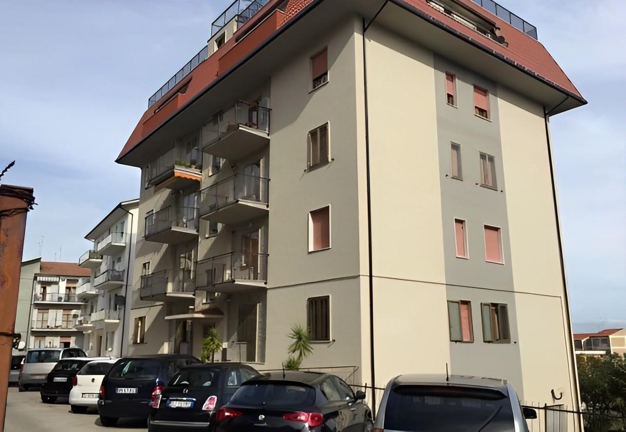immobile QUADRILOCALE ALL'ASTA CON GARAGE IN VIA SAN GIOVANNI DA CAPESTRANO, VASTO (CH) - 5