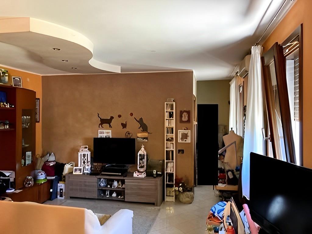 immobile AMPIO APPARTAMENTO ACCESSORIATO ALL'ASTA IN VIA VETREGO, MIRANO (VE) - 2