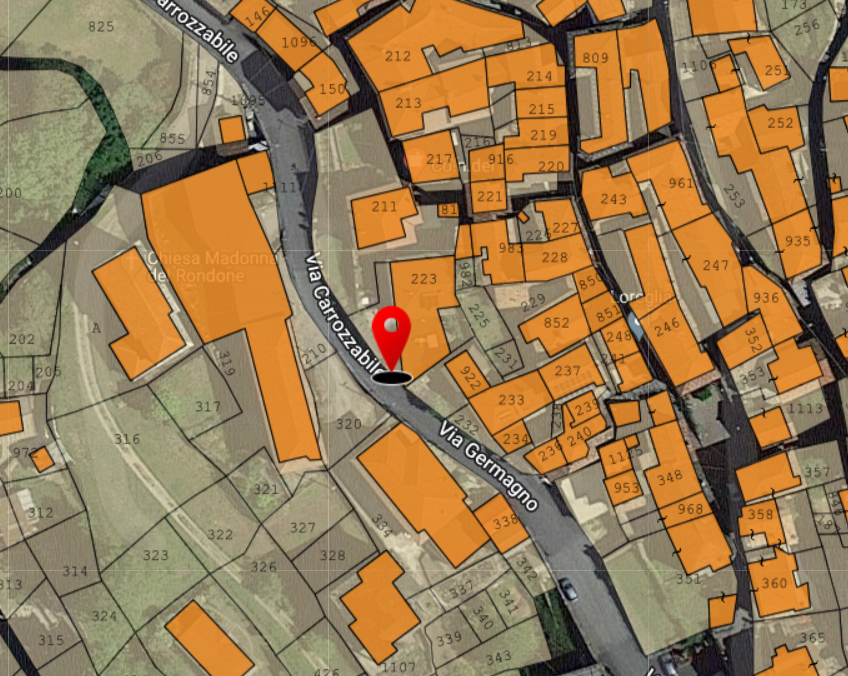 planimetria VILLA A DUE PIANI CON CORTILE ALL'ASTA IN VIA CARROZZABILE, LOREGLIA (VB) - 1