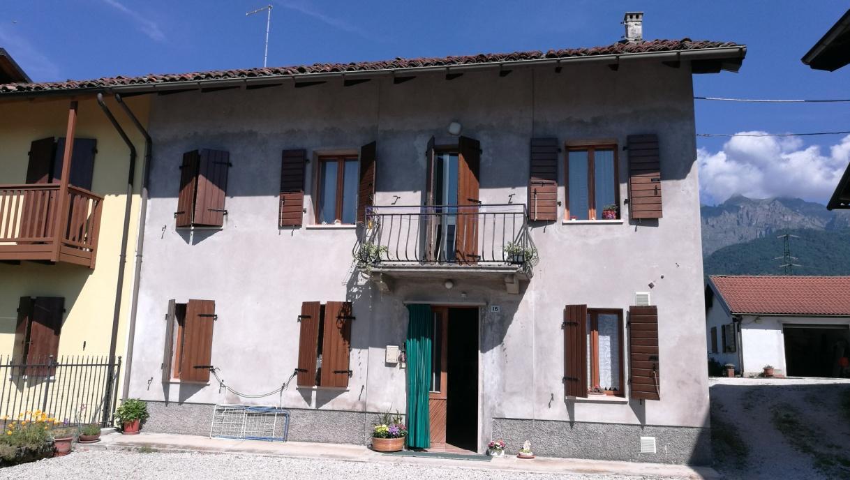 immobile BILOCALE ALL'ASTA CON SOFFITTA IN VIA CALZAMATTA ALTA, FELTRE (BL) - 1