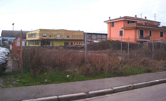 immobile CASA SU TRE PIANI ALL'ASTA CON TERRENI IN VIA FIRENZE, ALTOPASCIO (LU) - 5