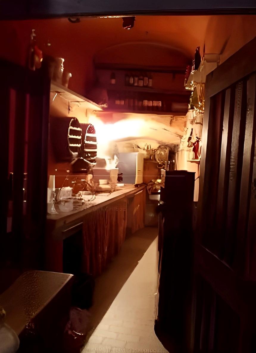 immobile BAR RISTORANTE ALL'ASTA IN VIA PORTA IASIMONE, SASSINORO (BN) - 1