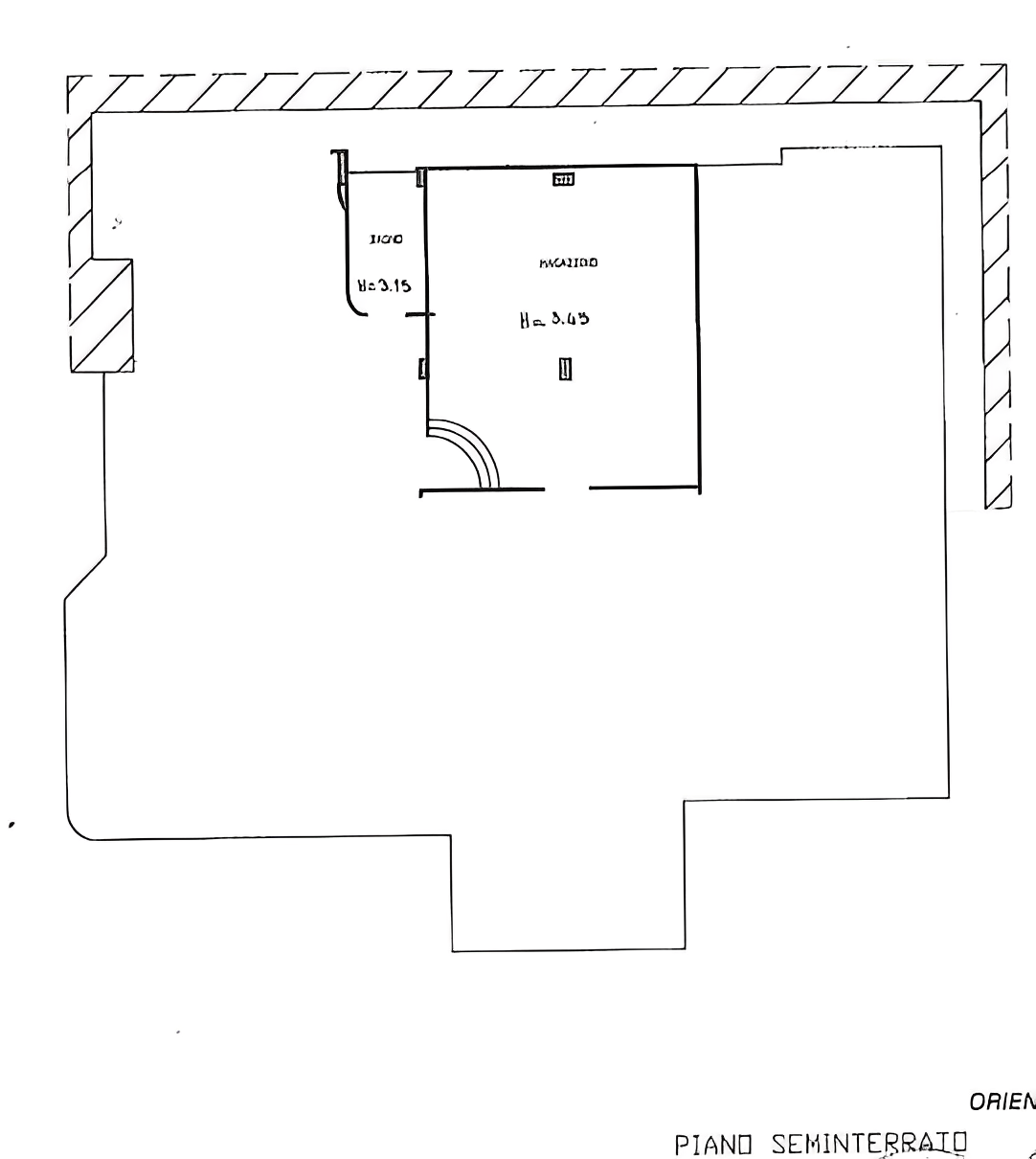 planimetria AMPIA VILLA ALL'ASTA CON GIARDINO IN VIA CASE SPARSE, MAGIONE (PG) - 1