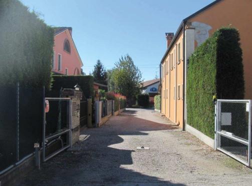 immobile PORZIONE DI TERRENO ALL'ASTA IN VIA ARDONEGHE, LEGNARO (PD) - 1