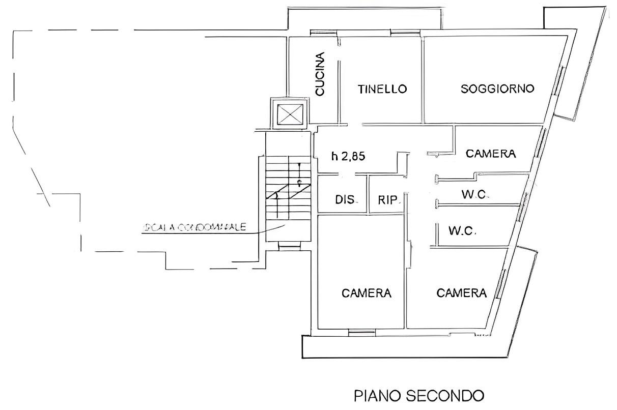 planimetria QUADRILOCALE CON TRE TERRAZE E GARAGE ALL'ASTA IN VIA OSLAVIA, CHIUSI (SI) - 1