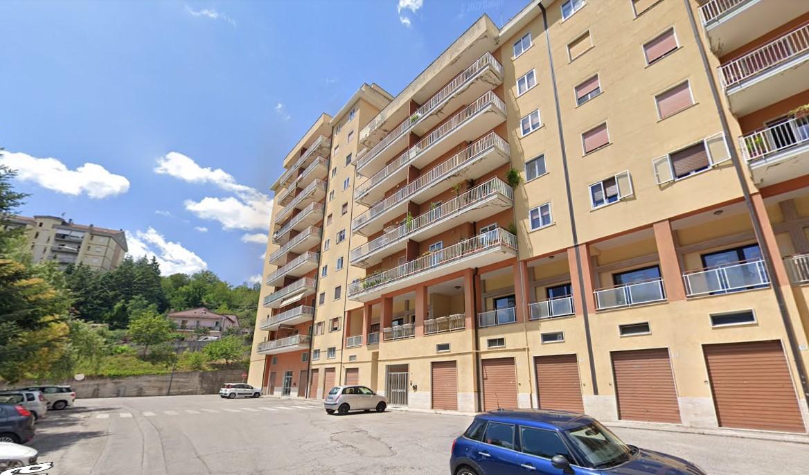 immobile QUADRILOCALE, UFFICIO E SOFFITTA ALL'ASTA IN PIAZZALE BRATISLAVA, POTENZA (PZ) - 3