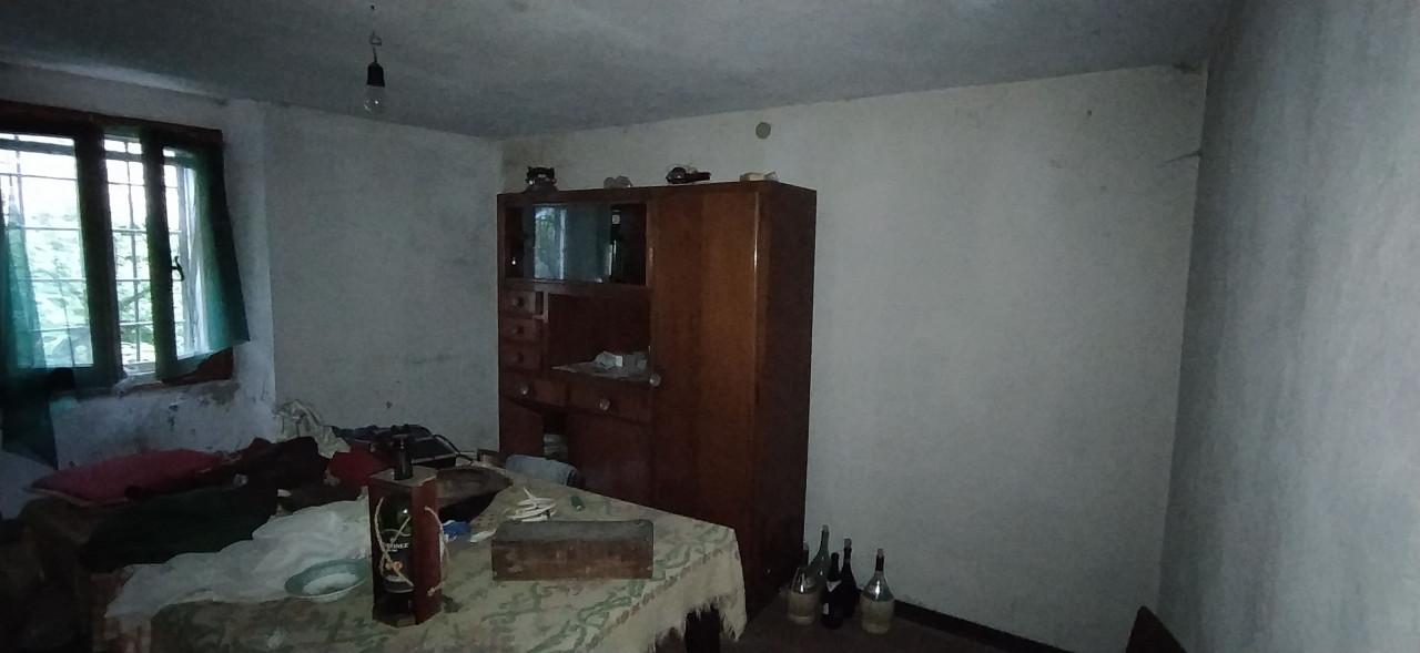 immobile ABITAZIONE SU TRE LIVELLI ALL'ASTA IN VIA NAVOLA DI GUINADI, PONTREMOLI (MS) - 5