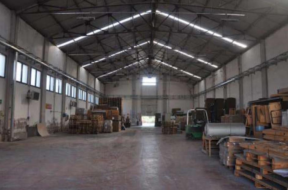 immobile CAPANNONE INDUSTRIALE ALL'ASTA CON MAGAZZINI IN VIA CAVOUR, CAVARZERE (VE) - 1