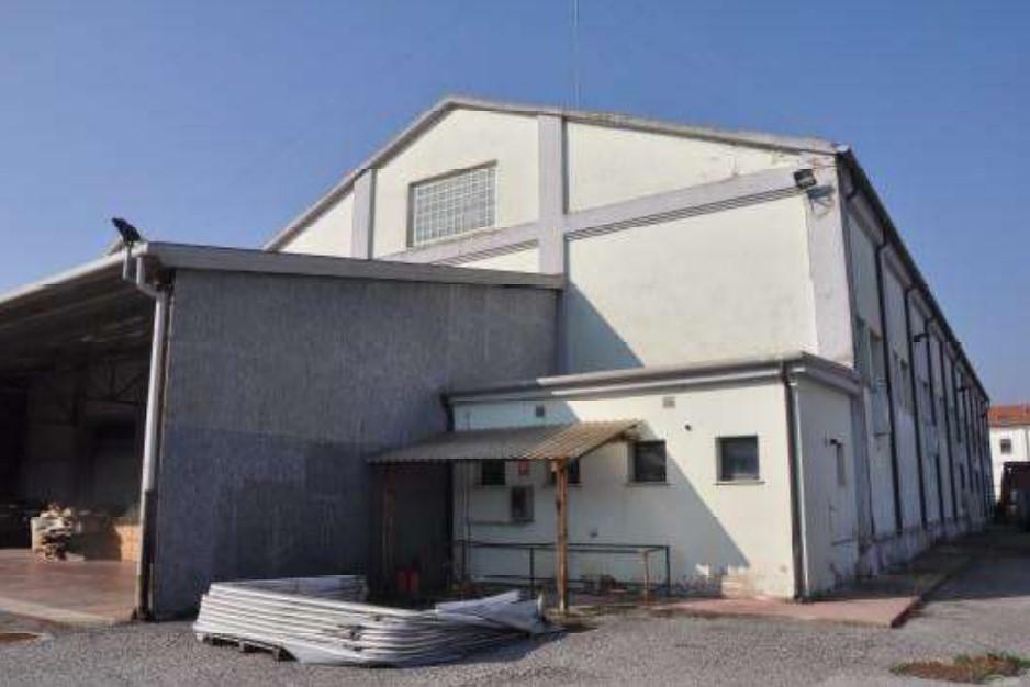 immobile CAPANNONE INDUSTRIALE ALL'ASTA CON MAGAZZINI IN VIA CAVOUR, CAVARZERE (VE) - 4