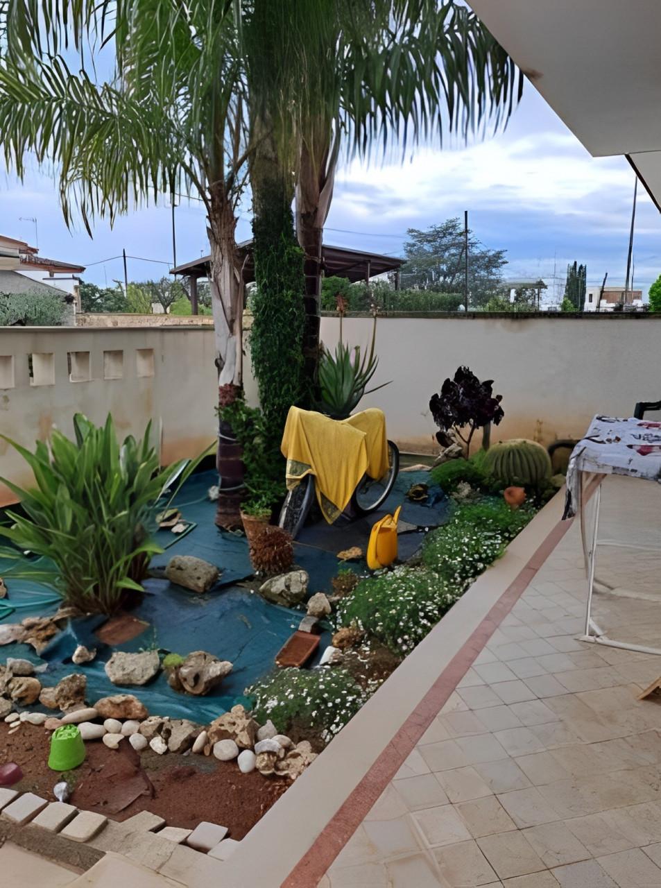 immobile AMPIO QUADRILOCALE ALL'ASTA IN VIA CESARE PAVESE, VEGLIE (LE) - 4