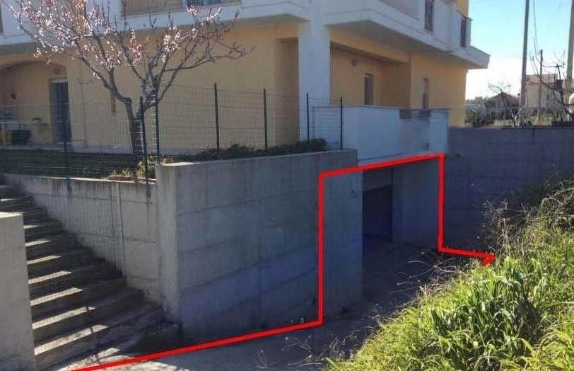 immobile GARAGE ALL'ASTA IN VIA PROVINCIALE DELLA ROCCA, SANTA MaRIA IMBARO (CH) - 3