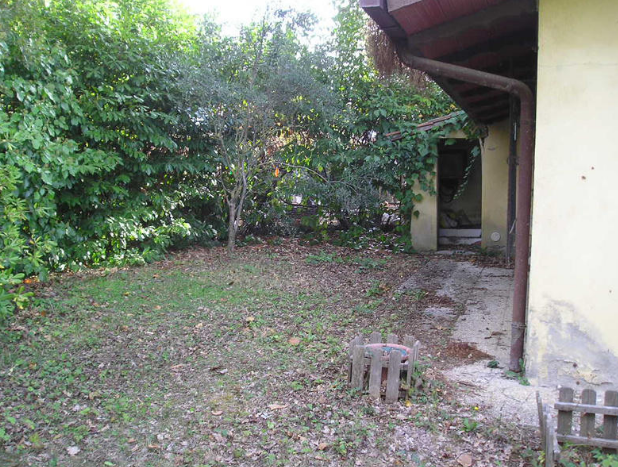 immobile CASA A SCHIERA ALL'ASTA IN VIA LAGO MAGGIORE, SARTEANO (SI) - 5