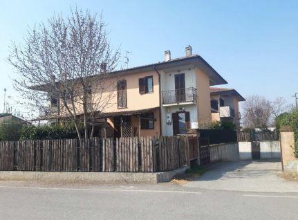 immobile IN VENDITA ALL'ASTA APPARTAMENTO CON DUE GARAGE IN VIA DELLE DALIE, SPESSA (PV) - 2