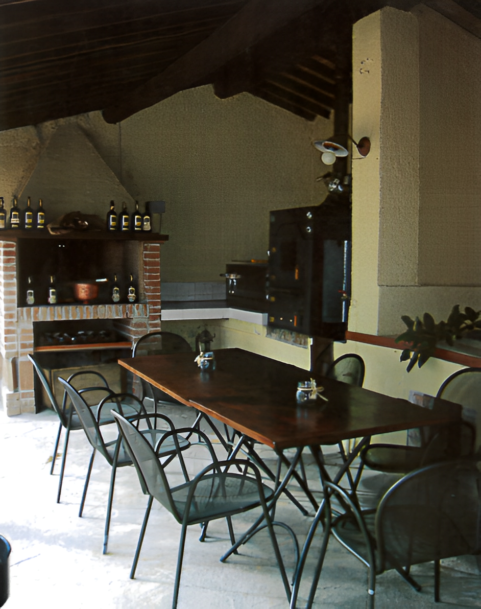 immobile APPARTAMENTI, RISTORANTE E TERRENI ALL'ASTA IN LOCALITÀ CASA BOZZI, TREVI (PG) - 2