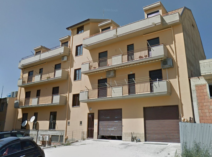 immobile QUADRILOCALE CON VERANDA ALL'ASTA IN VIA R. PILLITTERI, CANICATTI' (AG) - 1