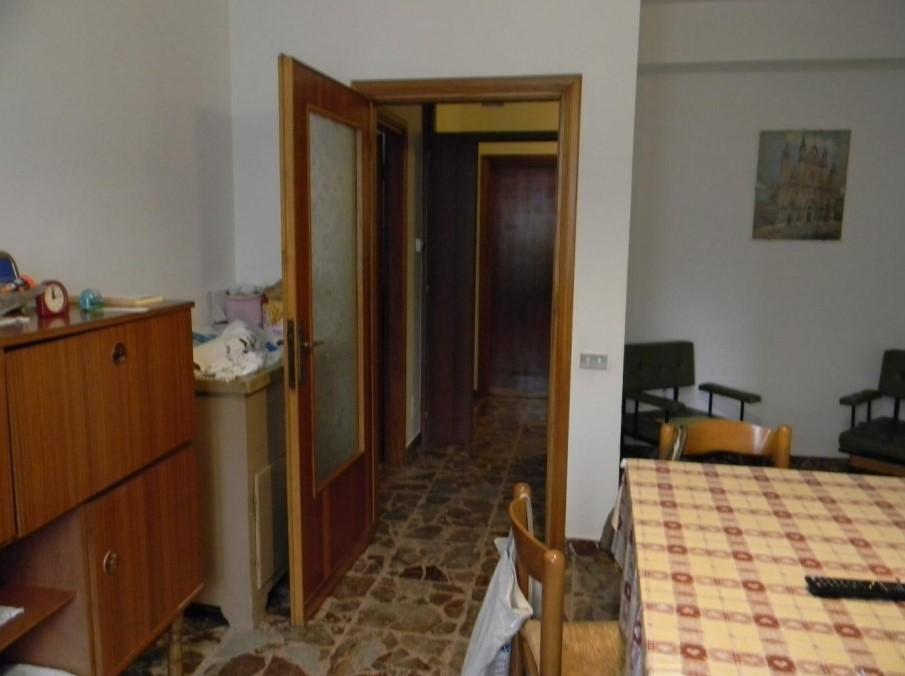 immobile TRILOCALE CON DUE TERRENI ALL'ASTA IN LOCALITA' ROCCA RIPESENA, ORVIETO (TR) - 2