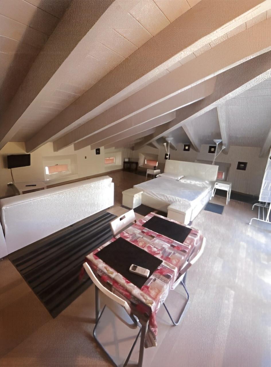 immobile MONOLOCALE CON TERRAZZO ALL'ASTA IN VIA CAVOUR, MANTOVA (MN) - 1