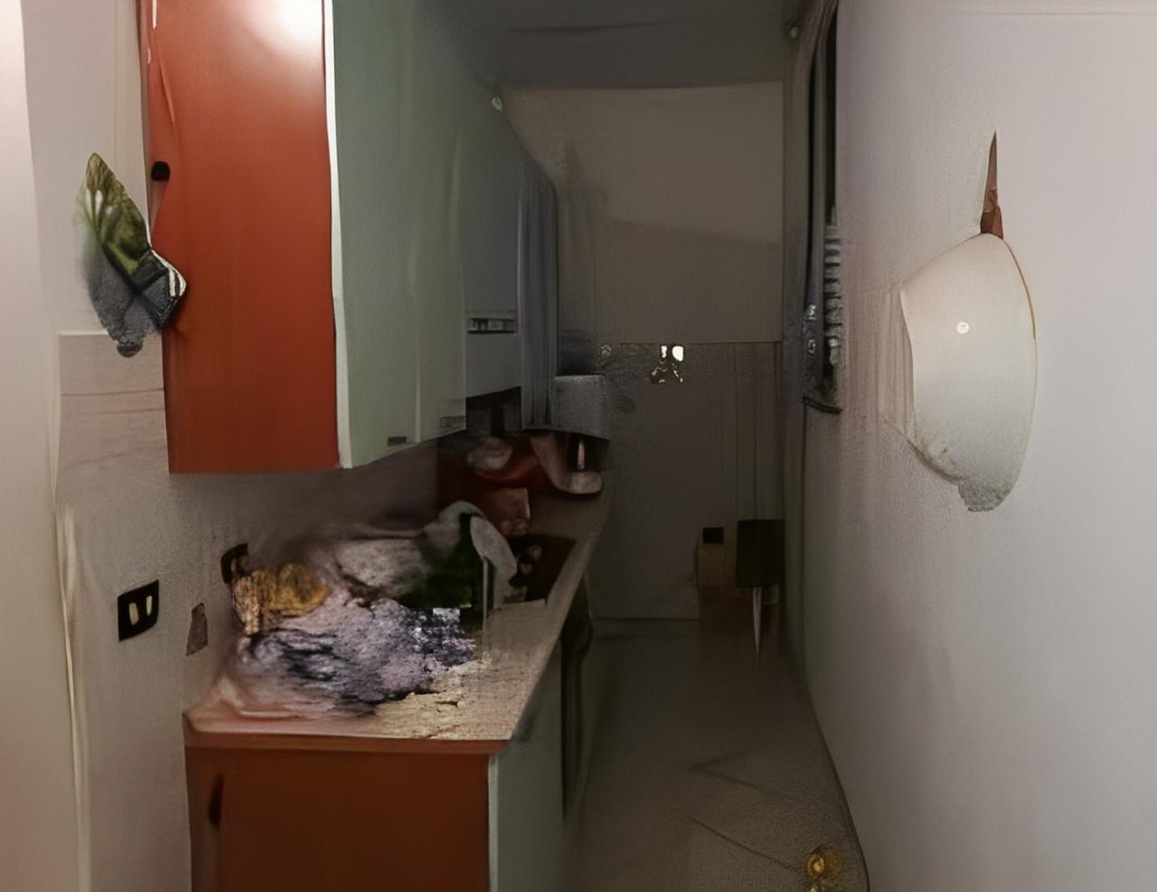 immobile TRILOCALE CON BALCONE ALL'ASTA IN VIA SANTA MARIA A CUBITO, CANCELLO ED ARNONE (CE) - 2