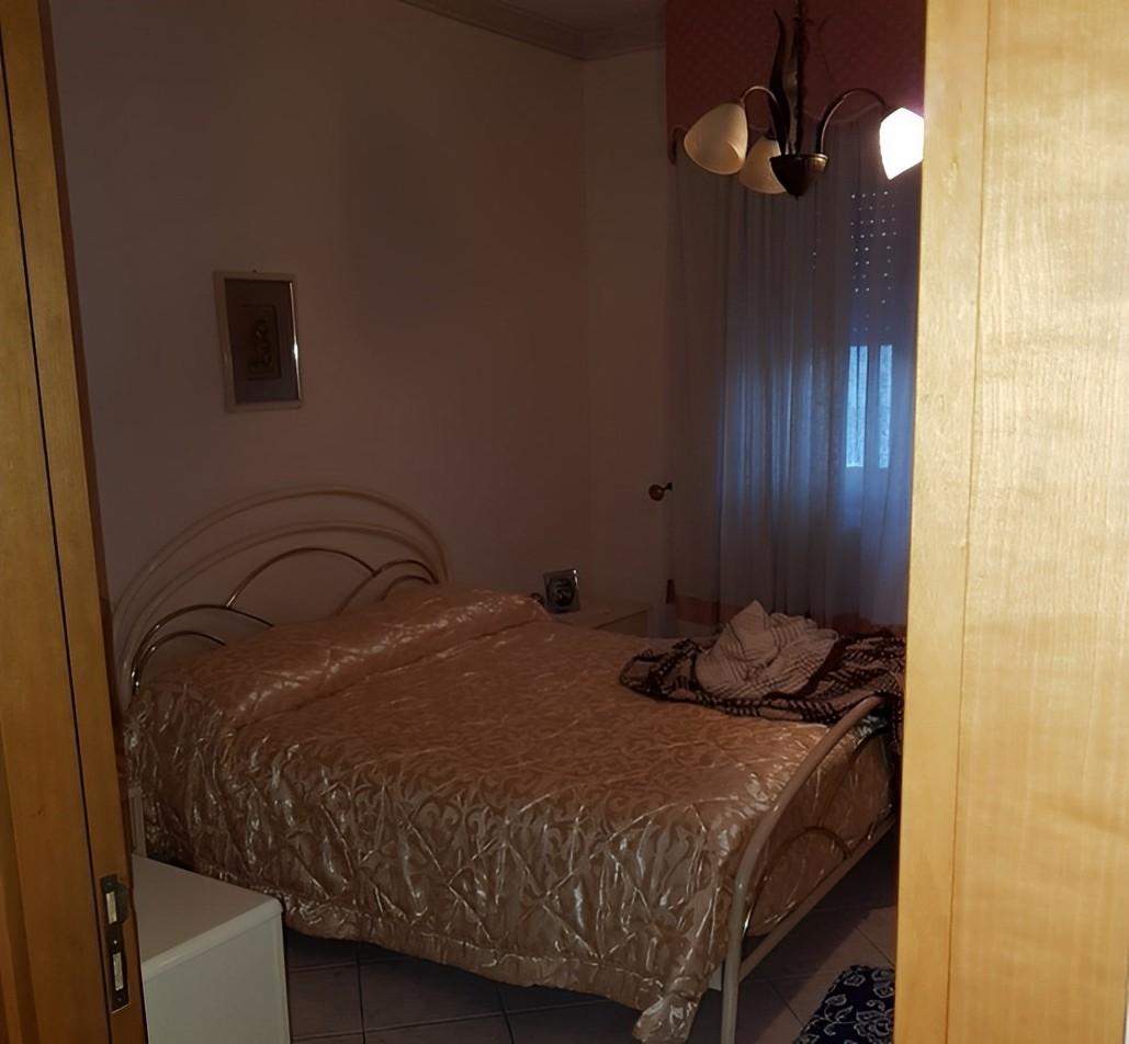 immobile TRILOCALE CON BALCONE ALL'ASTA IN VIA SANTA MARIA A CUBITO, CANCELLO ED ARNONE (CE) - 3