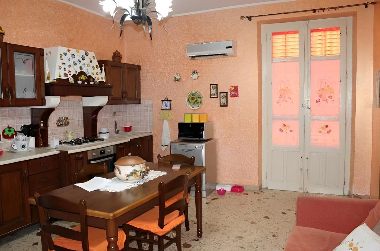 immobile PALAZZINA CON TERRAZZA ALL'ASTA IN VIA AGUGLIA, PARTINICO (PA) - 1