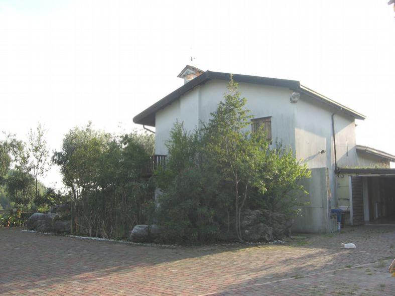 immobile CASA SINGOLA CON TERRENI ALL'ASTA IN VIA PASCOLI, CAVASO DEL TOMBA (TV) - 1