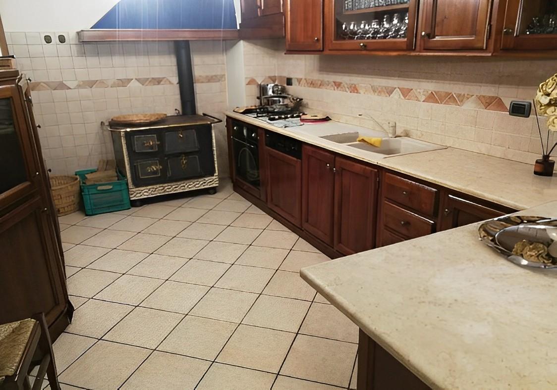 immobile VILLA SU DUE LIVELLI ALL'ASTA IN VIA MOROSINI, PIOMBINO DESE (PD) - 2