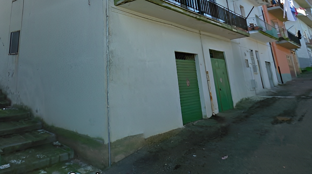 immobile AMPIO MAGAZZINO ALL'ASTA IN VIA GIUSEPPE VERDI, POMARICO (MT) - 4