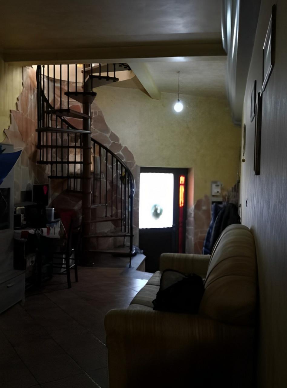 immobile CASA A SCHIERA ALL'ASTA IN VIA OSPEDALE, ACI CATENA (CT) - 4