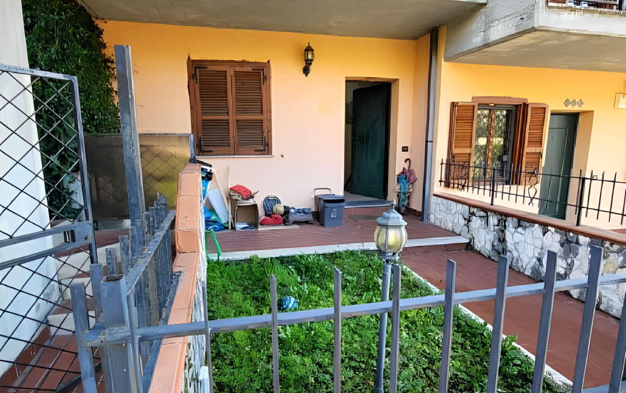 immobile BILOCALE CON BALCONE E LOCALE DEPOSITO ALL'ASTA IN VIA CAIANO, FIUGGI (FR) - 5