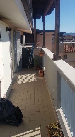 immobile TRILOCALE CON VERANDA ALL'ASTA IN VIA FRATELLI BANDIERA, GIUGLIANO IN CAMPANIA (NA) - 4