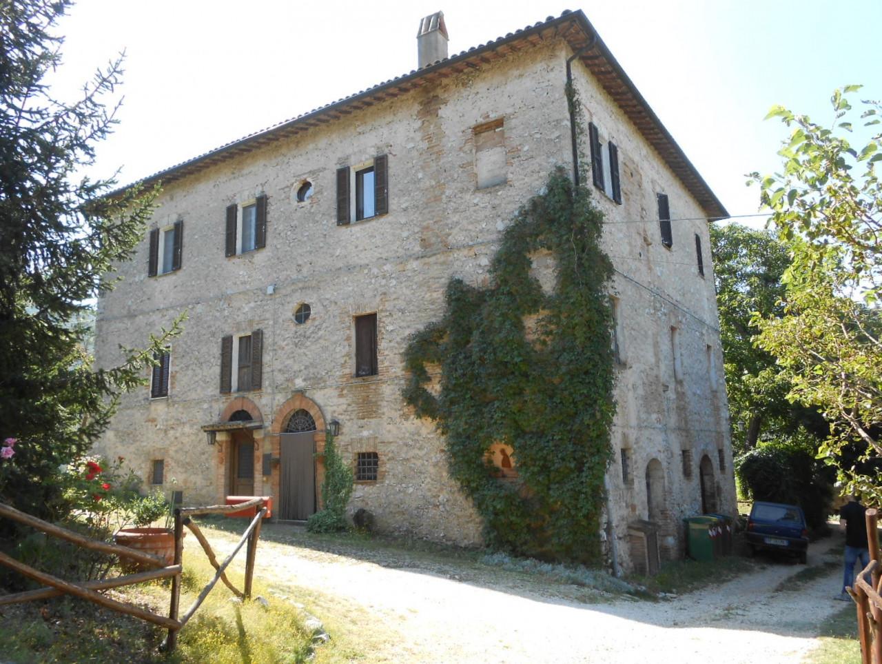 immobile VILLA BIFAMILIARE ALL'ASTA IN VIA VOCABOLO PIEMONTE, MASSA MARTANA (PG) - 1