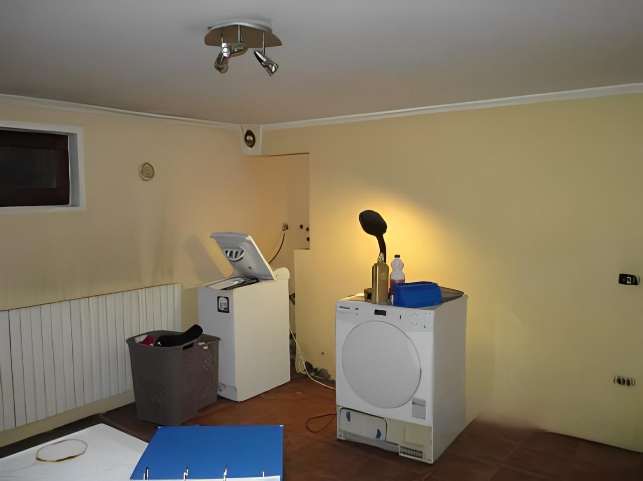 immobile QUADRILOCALE ALL'ASTA SU TRE LIVELLI A LUVINATE (VA) - 5