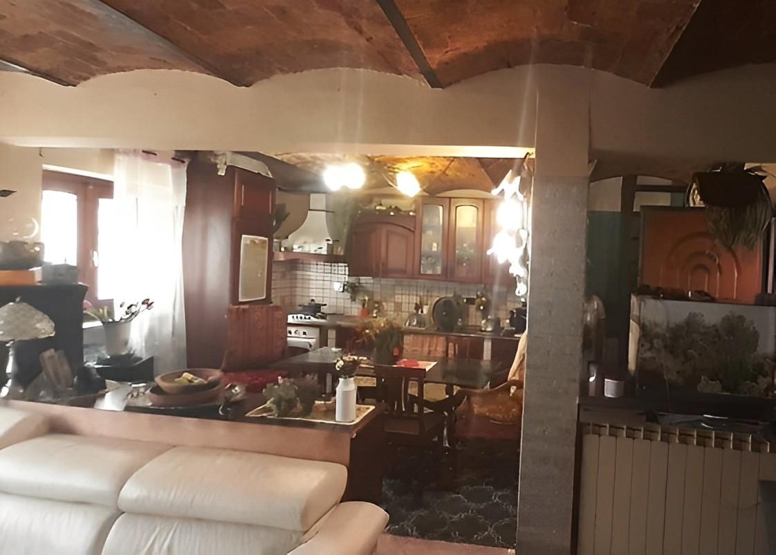 immobile CASA A SCHIERA ALL'ASTA IN VIA DROSSO, BEINASCO (TO) - 1