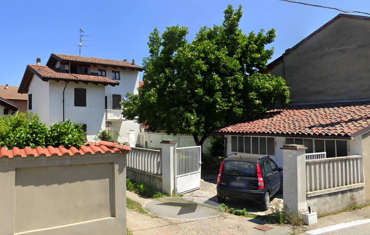 immobile CASA SINGOLA IN ASTA ACCESSORIATA IN VIA V. PERTENGO, COSTANZANA (VC) - 1
